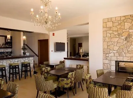 Mountain View Hotel 3*